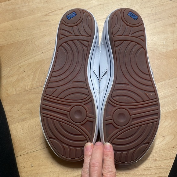 NEW Keds - Picture 3 of 5